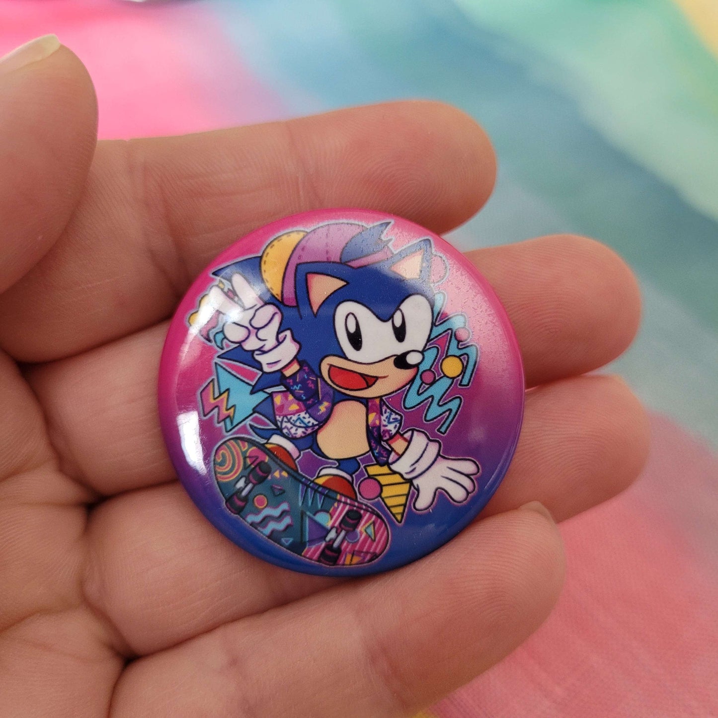 Radical 90s Sonic Button